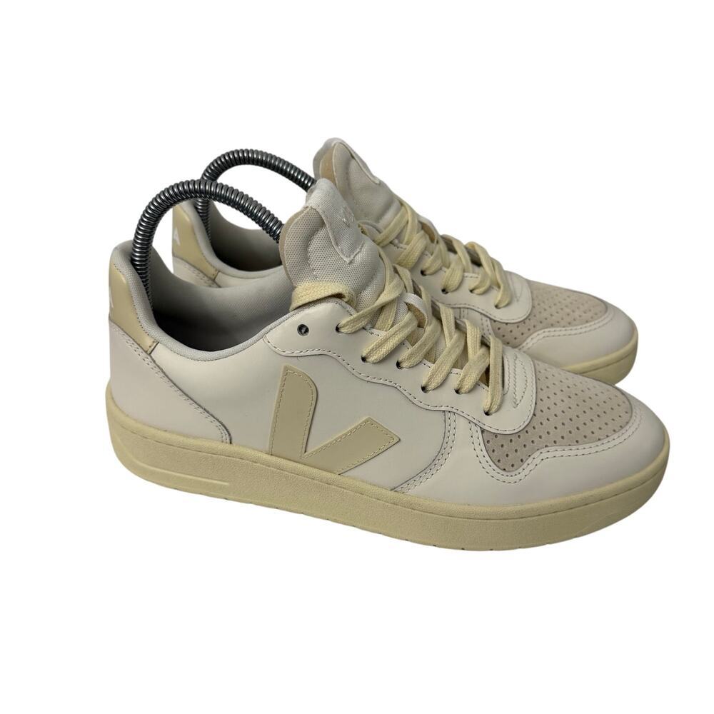 Veja V-10 Shoes Women’s Size 9 Sneakers Pure Calcaire Beige Leather